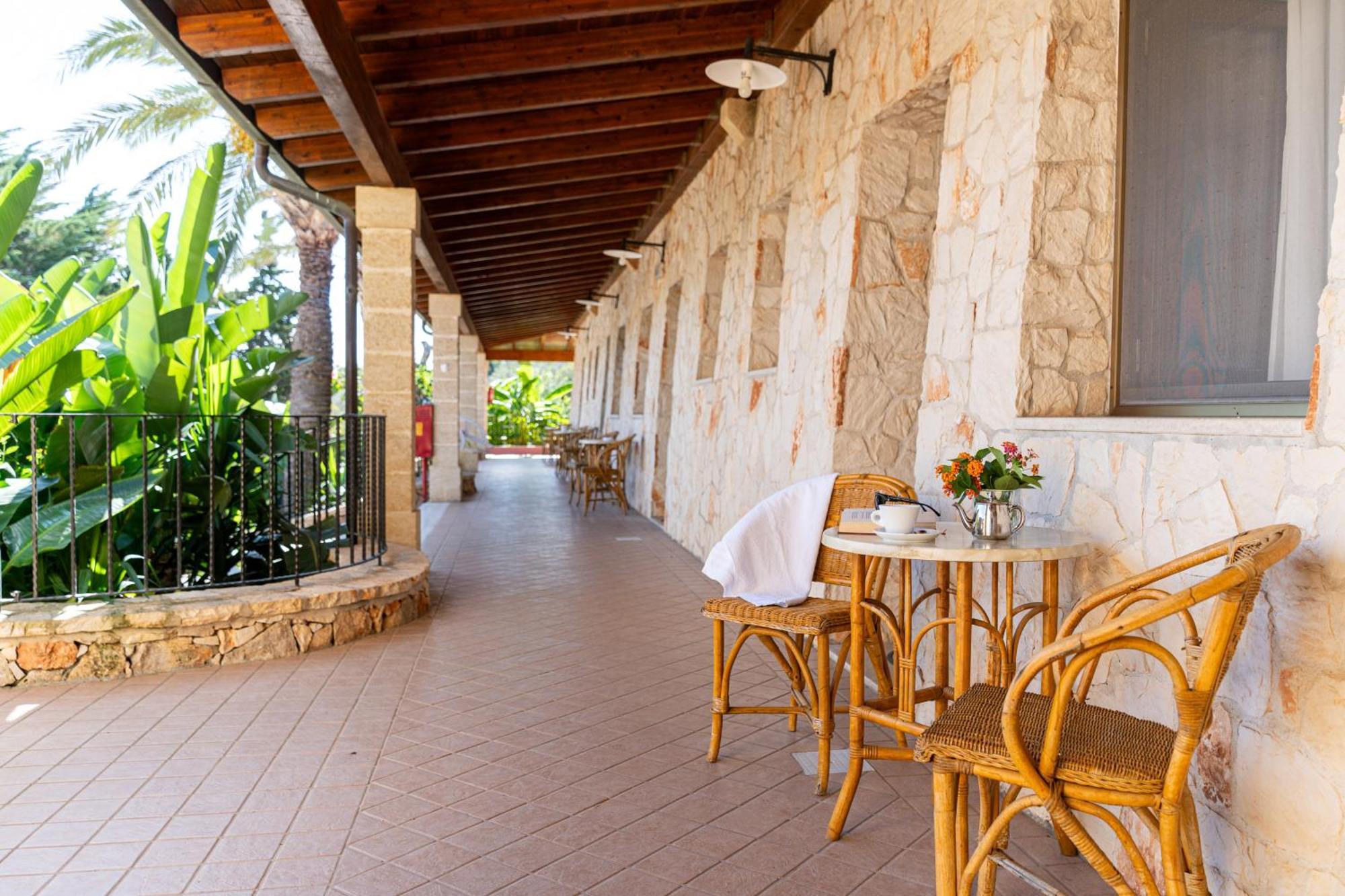 Hotel Masseria Le Pajare Презичче Номер фото