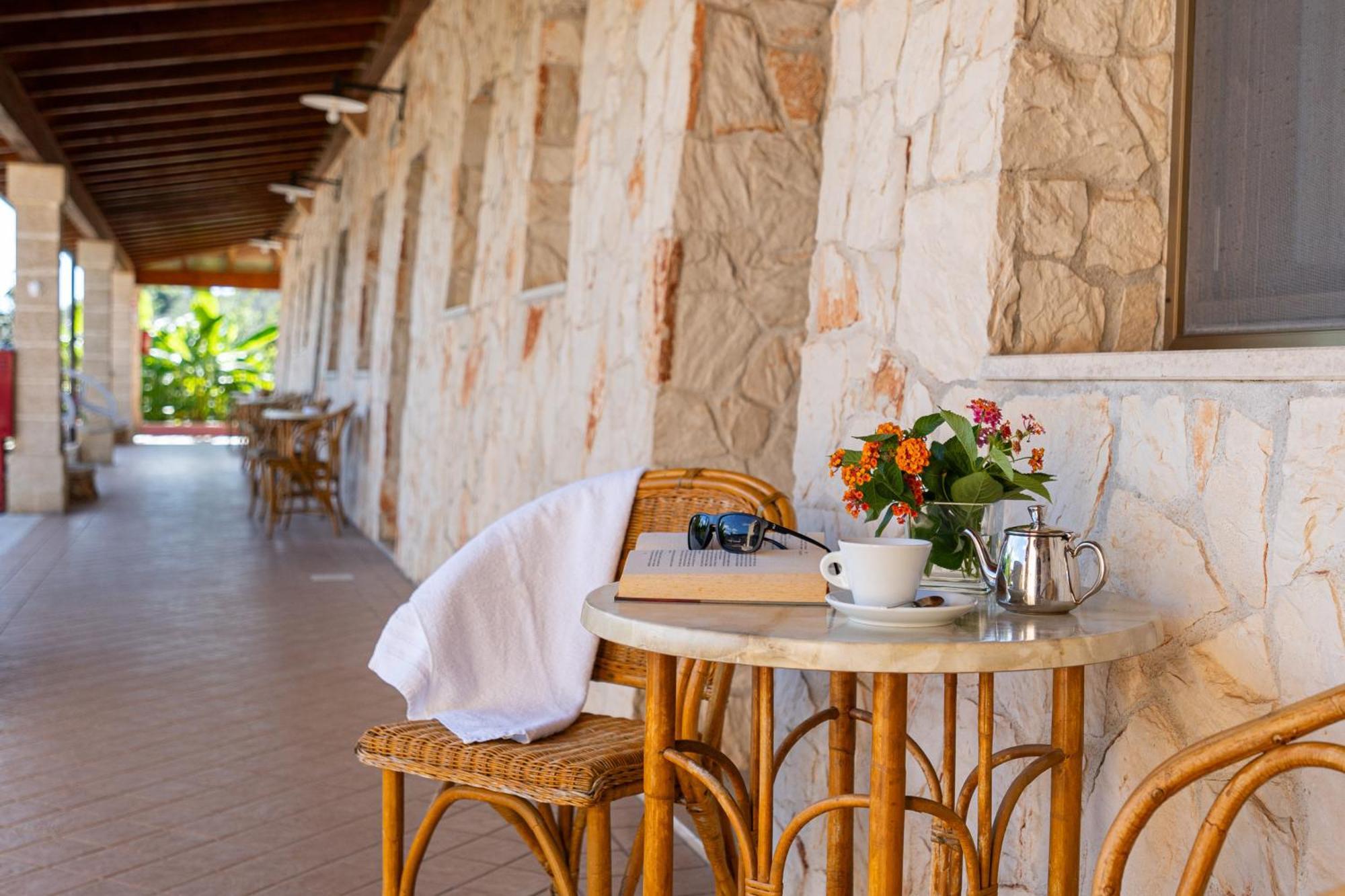 Hotel Masseria Le Pajare Презичче Экстерьер фото