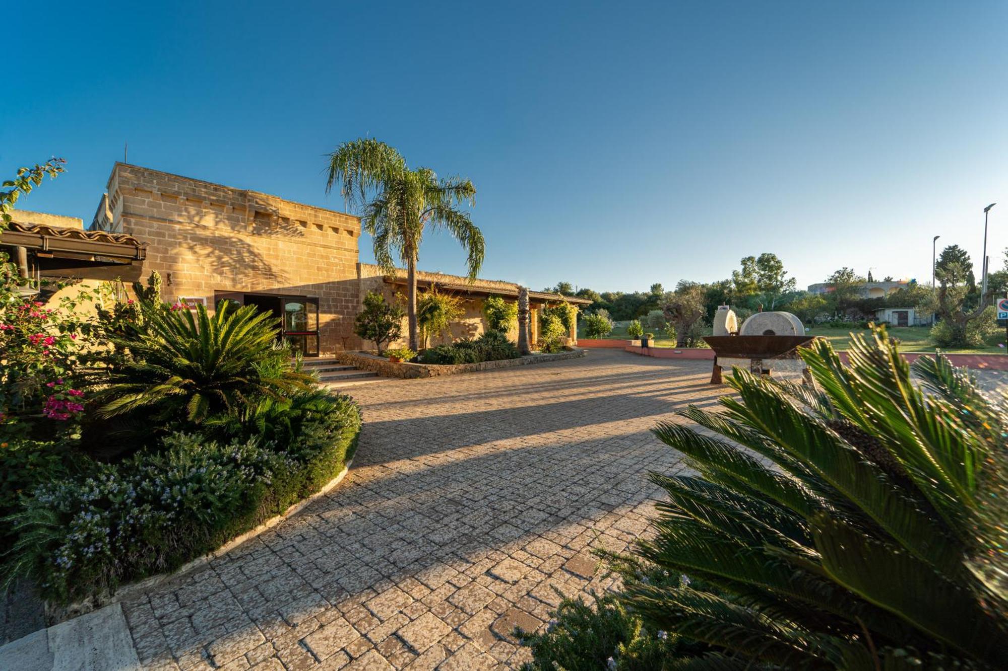 Hotel Masseria Le Pajare Презичче Экстерьер фото
