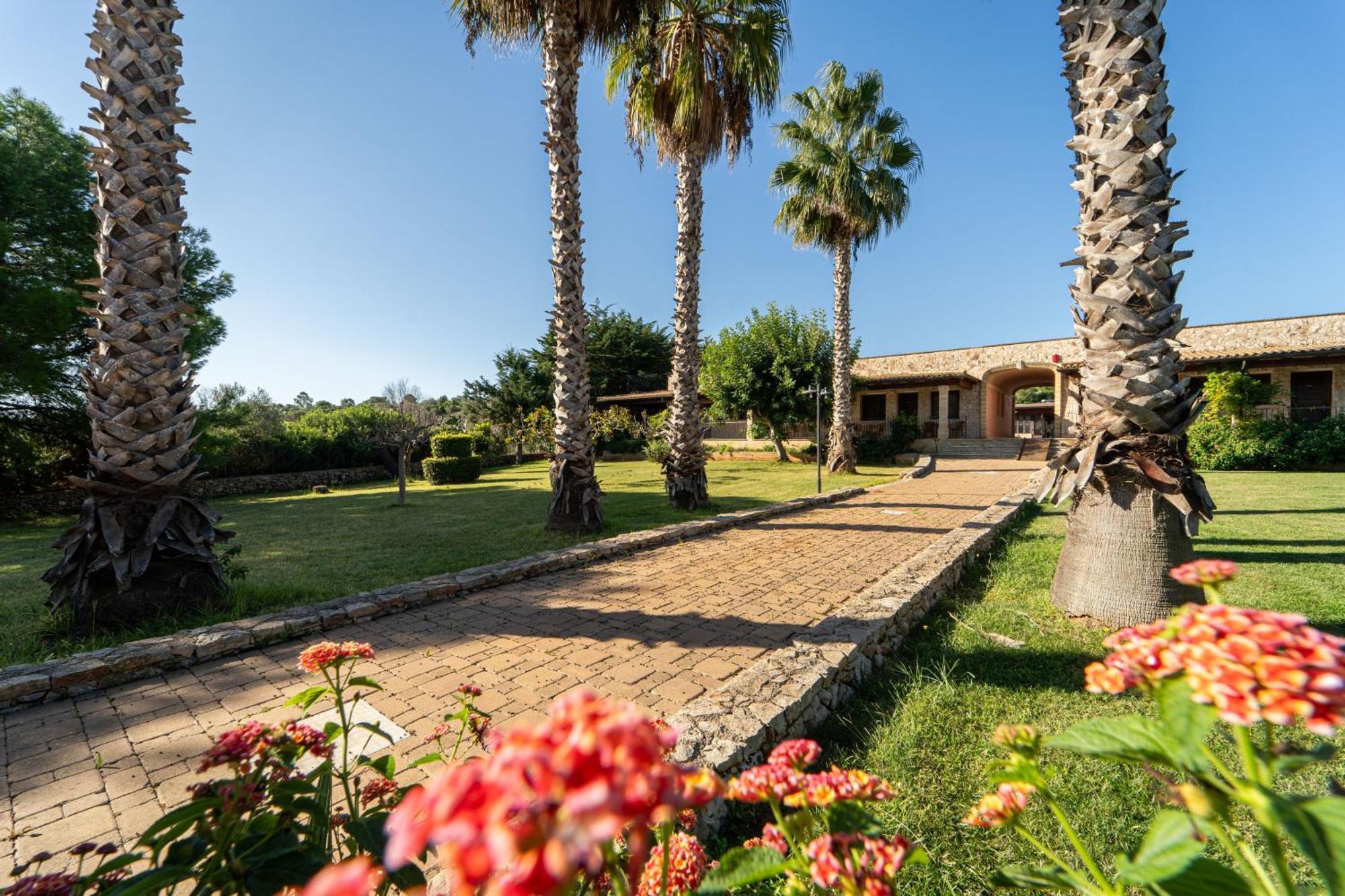 Hotel Masseria Le Pajare Презичче Экстерьер фото