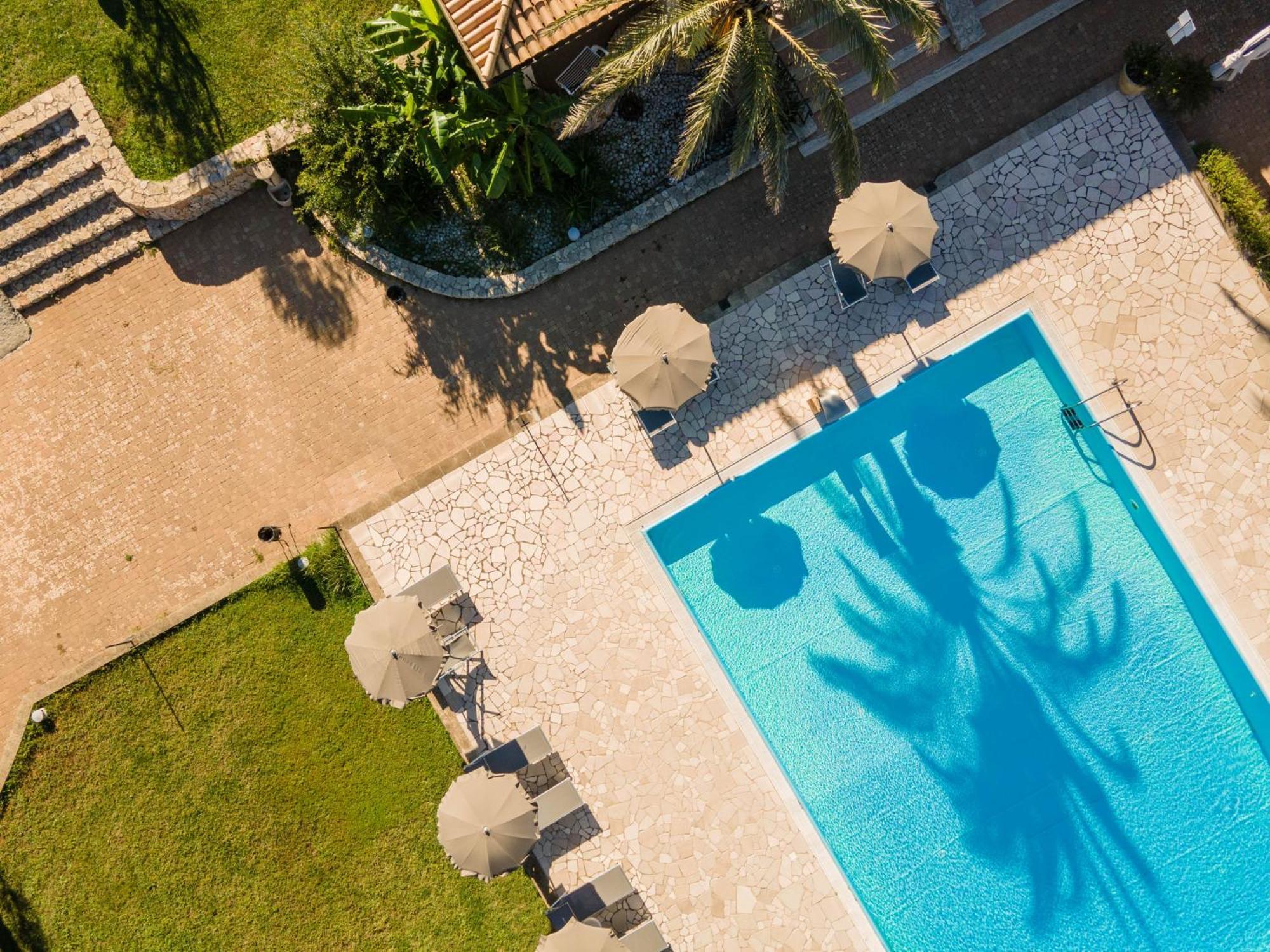 Hotel Masseria Le Pajare Презичче Экстерьер фото